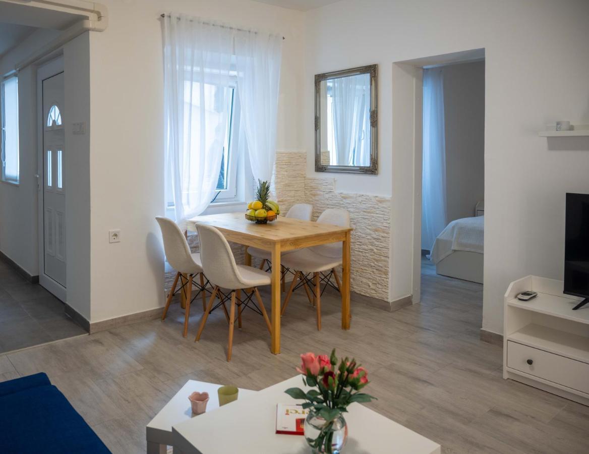 Apartment Montona Pula Ngoại thất bức ảnh