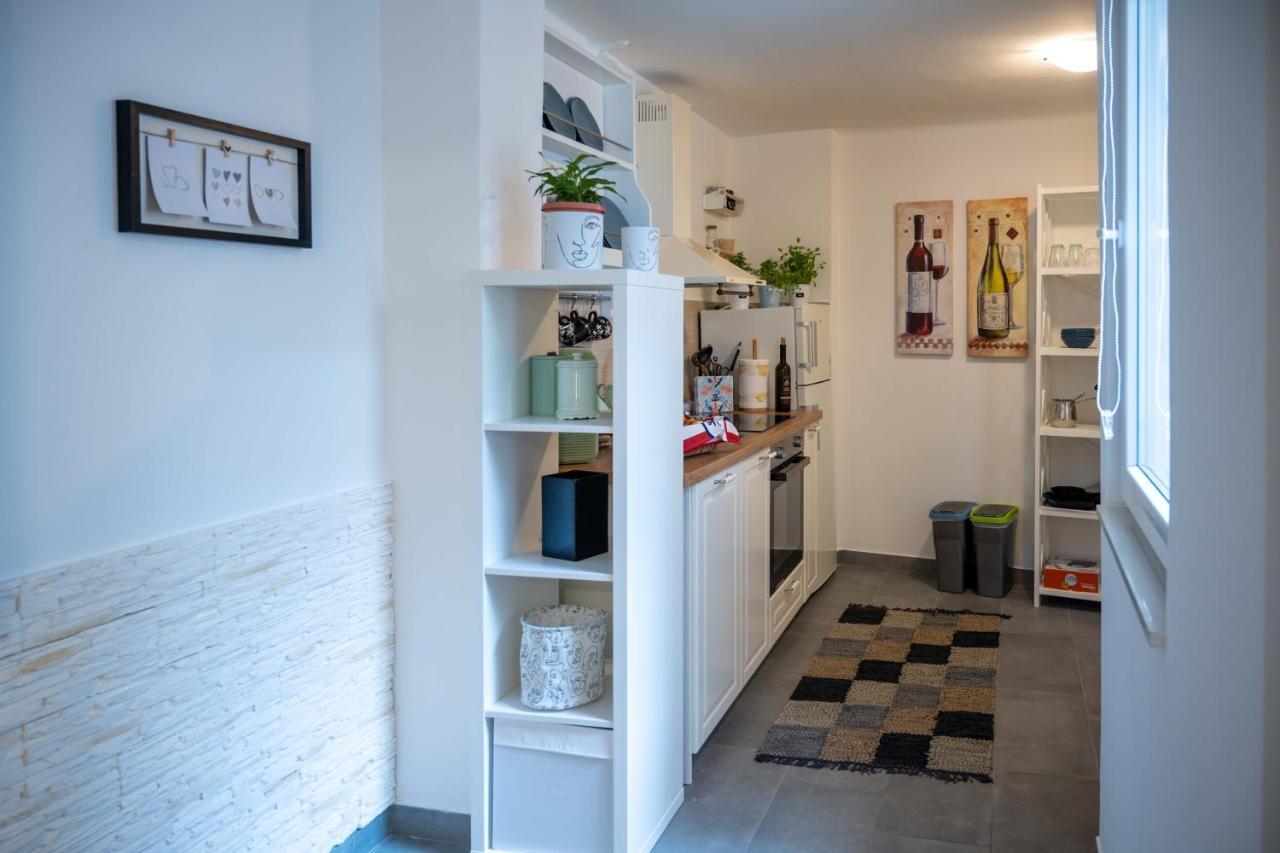 Apartment Montona Pula Ngoại thất bức ảnh